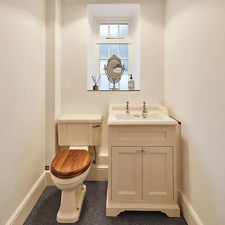 Host & - Dotty's Coastal Retreat *