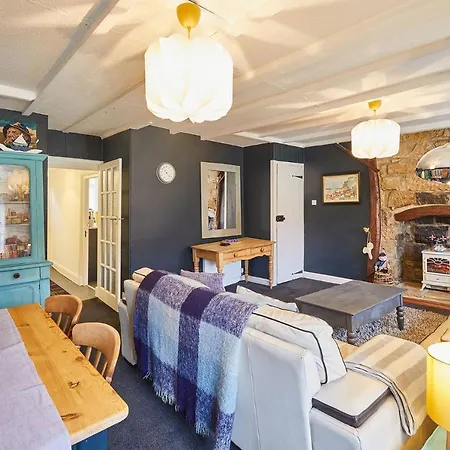Holiday home Host & - Dotty's Coastal Retreat *