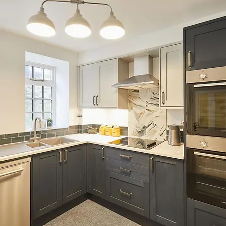 Host & - Dotty's Coastal Retreat Staithes